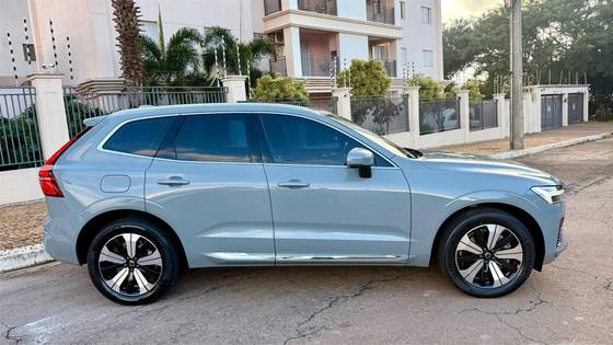 VOLVO XC60 2.0 T8 RECHARGE PLUS AWD GEARTRONIC VOLVO XC60 2.0 T8 RECHARGE PLUS AWD GEARTRONIC